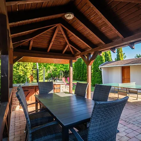 Kis Bogracs Vendeghaz Ferienhaus Siófok